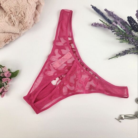 MEDIUM {Victoria's Secret} Pink {Hearts} Brazilian Panty - Picture 2 of 6